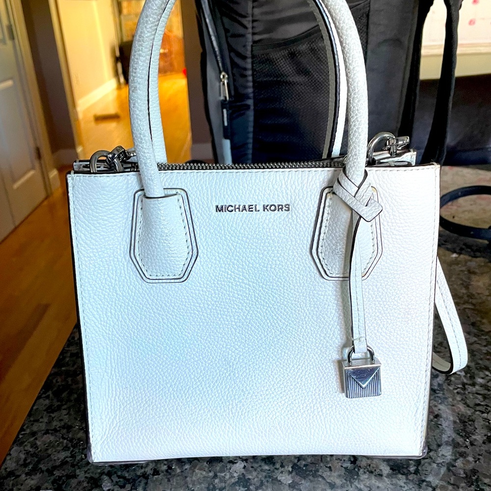 White Michael Kors hang bag rarely used